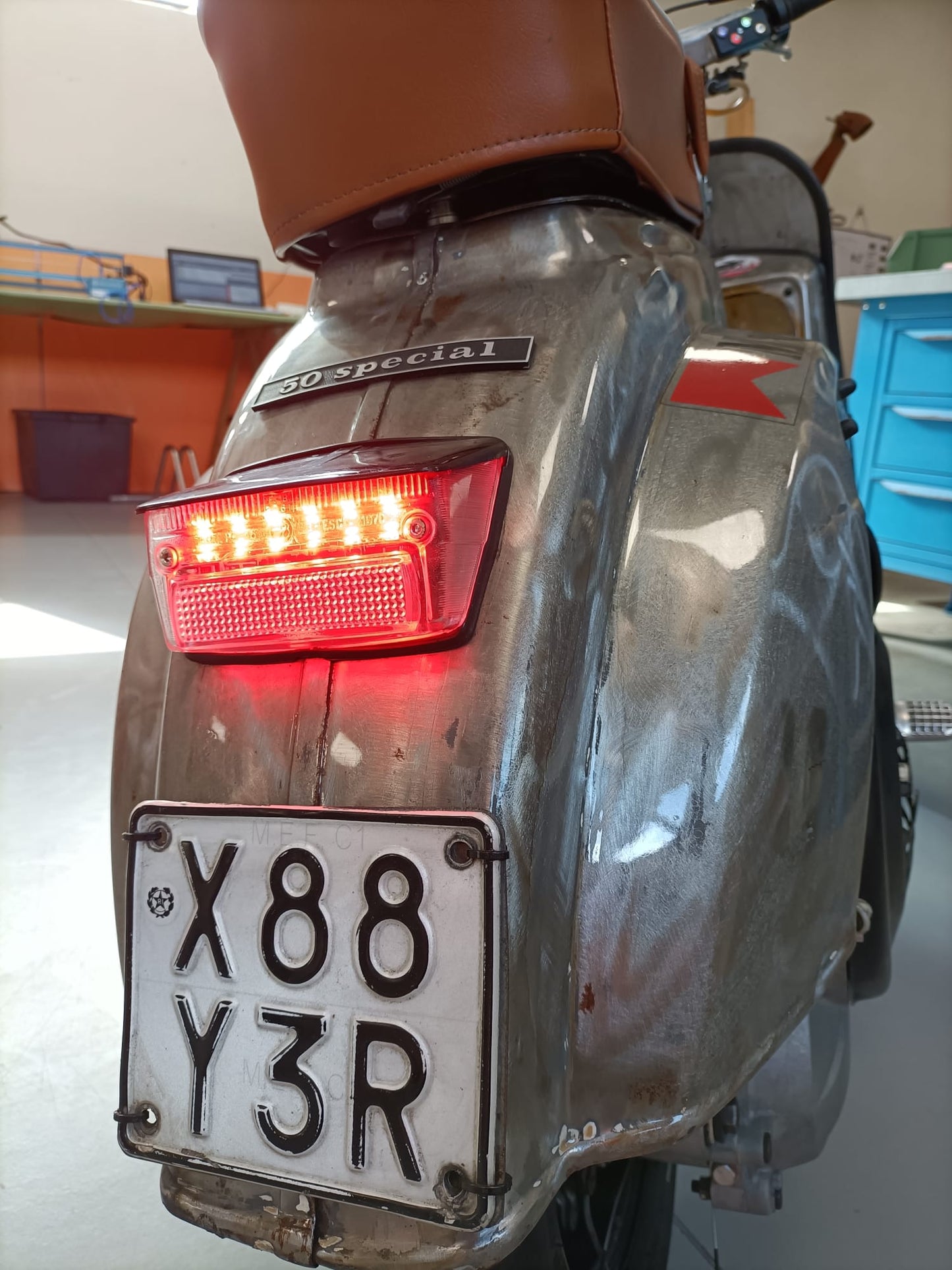 Scheda led posteriore per Vespa 50 Special