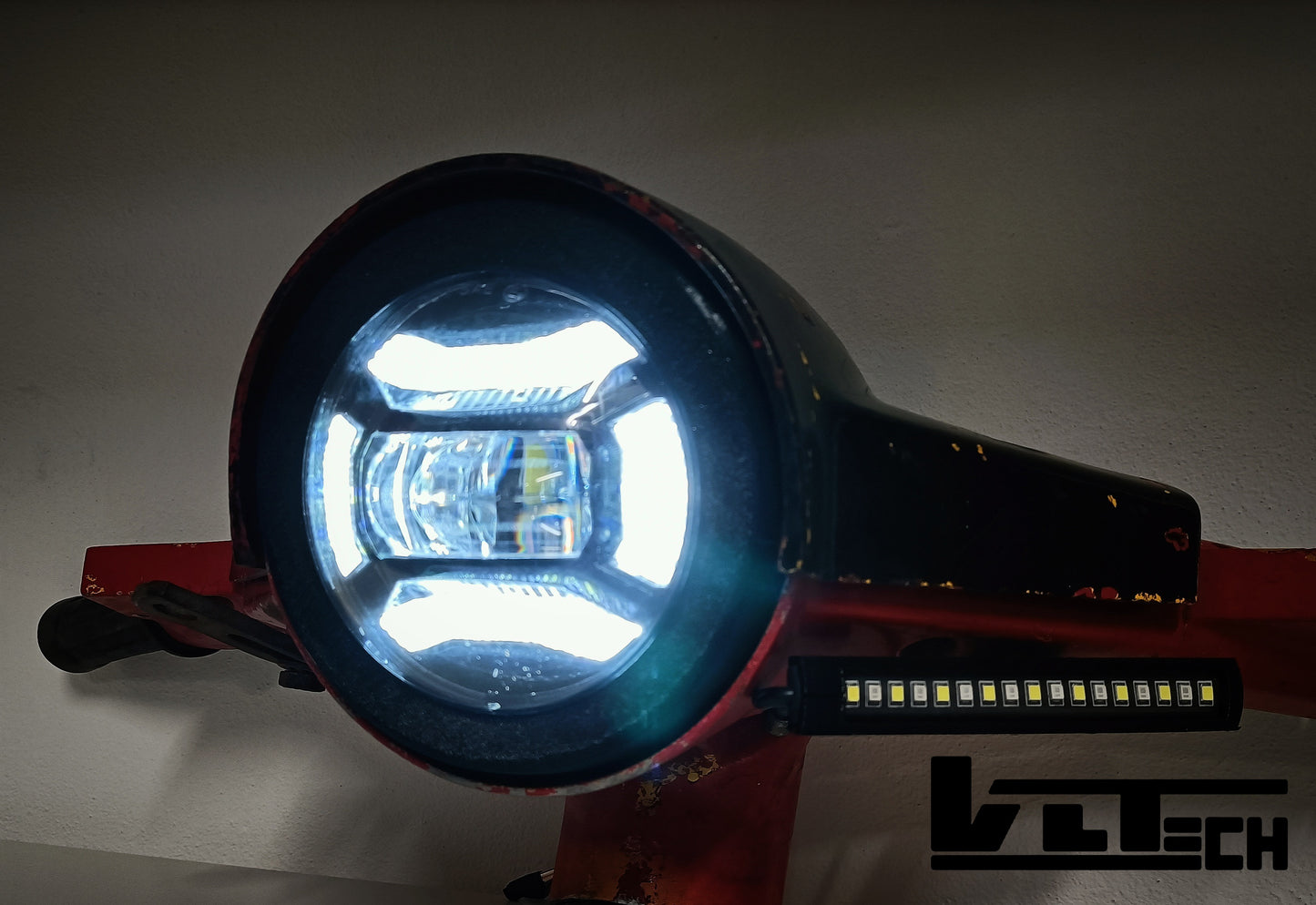 Fanale led PK "futuristico"